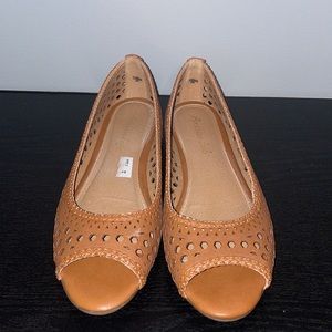 American Eagle flats
